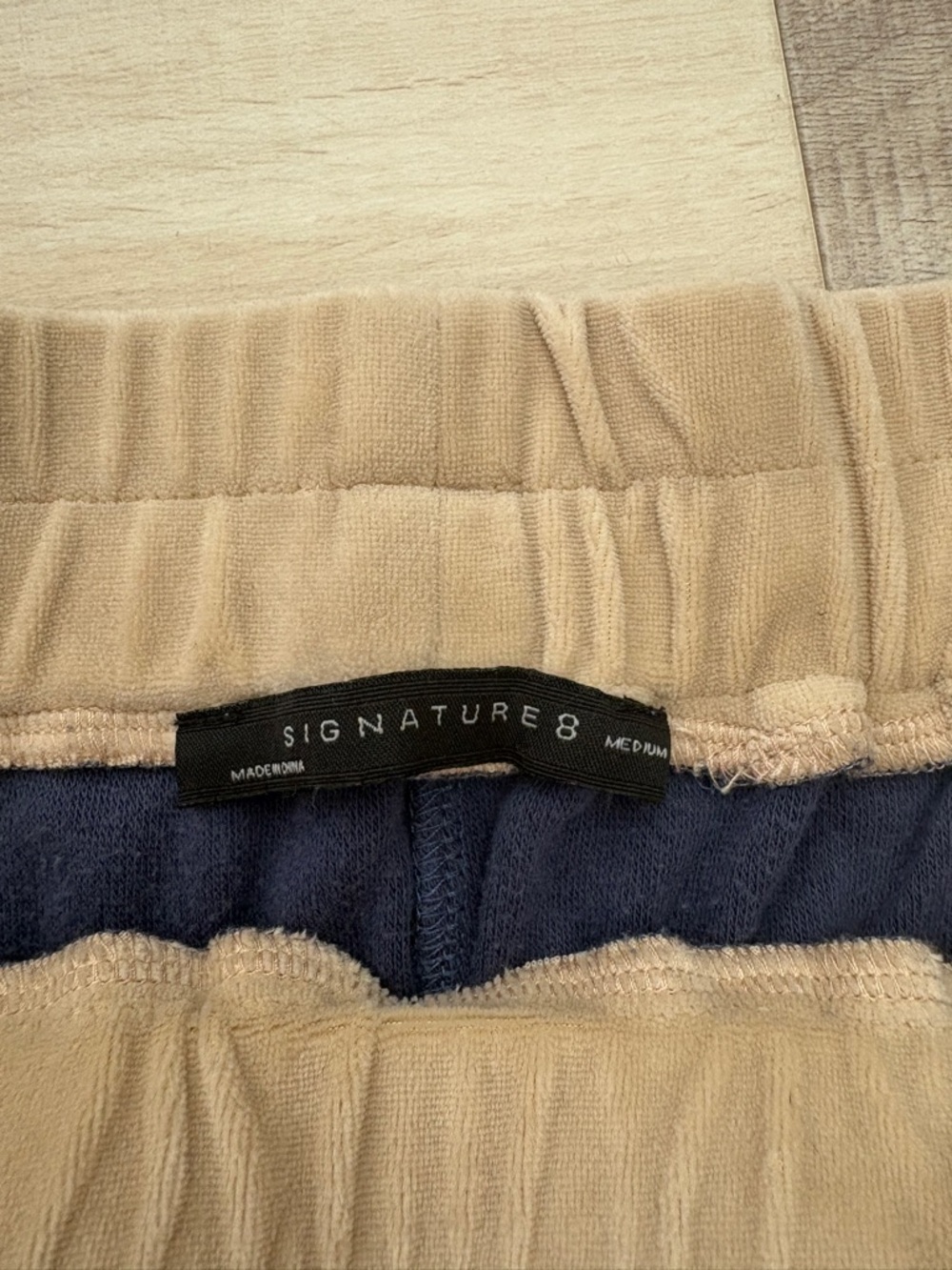 Signature8 Colorblock Matching set in Blue and Tan - Picture 5 of 6